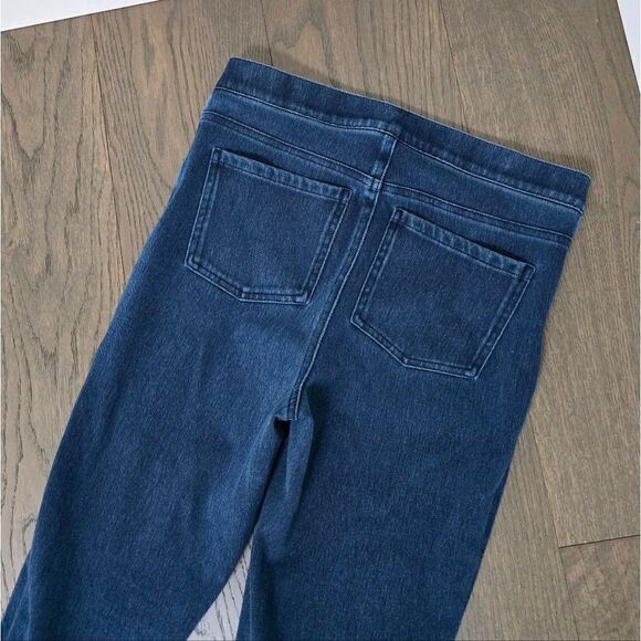 Spanx Jean-Ish Ankle Legging in Twighlight Rinse - Picture 7 of 11